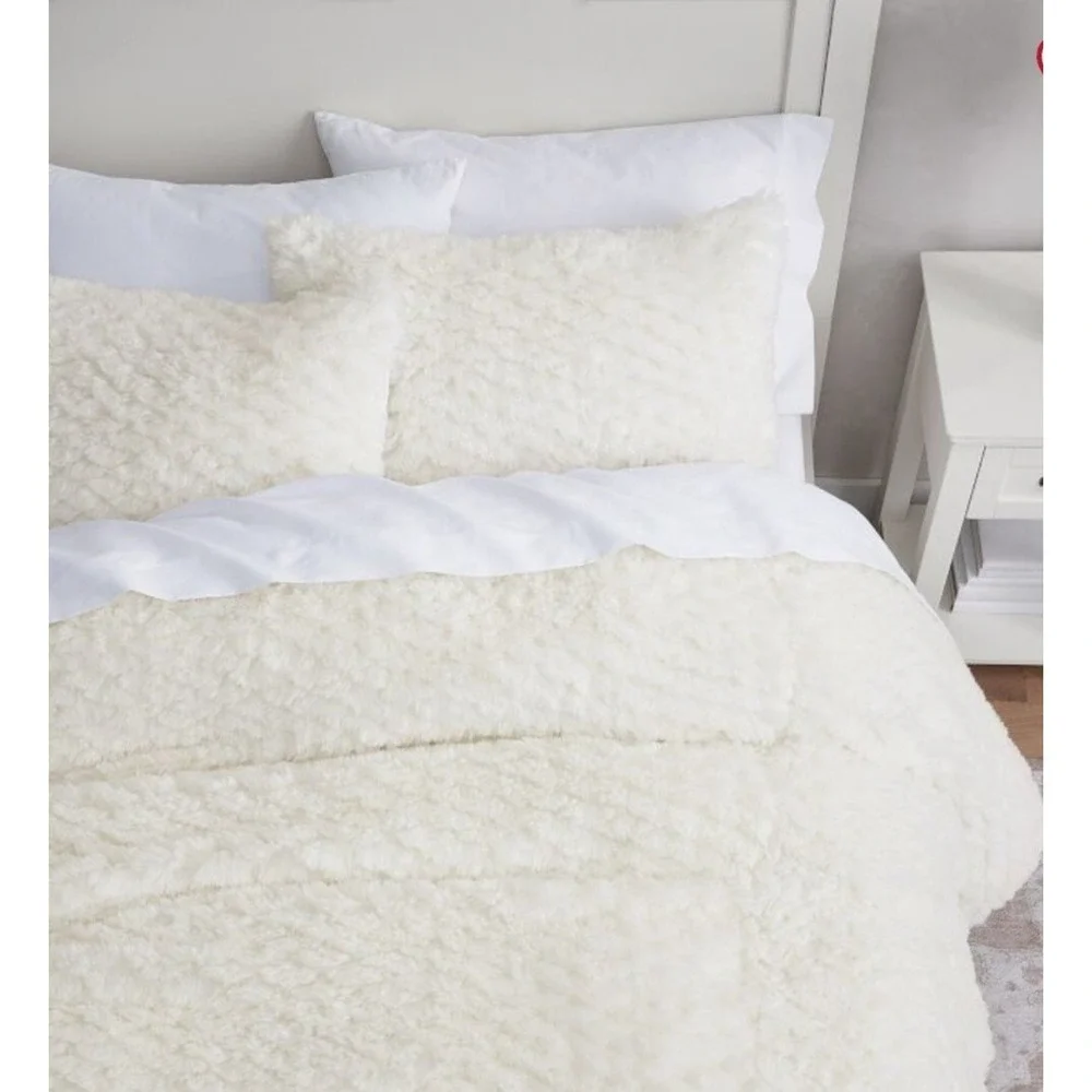 Pottery Barn Teen Cloud Faux Fur Twin Duvet Ivory